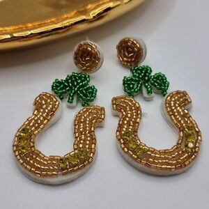 New Bling HORSESHOE with clover exquisite glass seed bead earrings